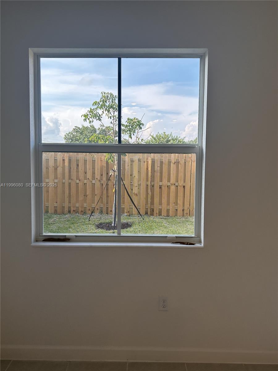 GOLF ESTS - Residential Lease