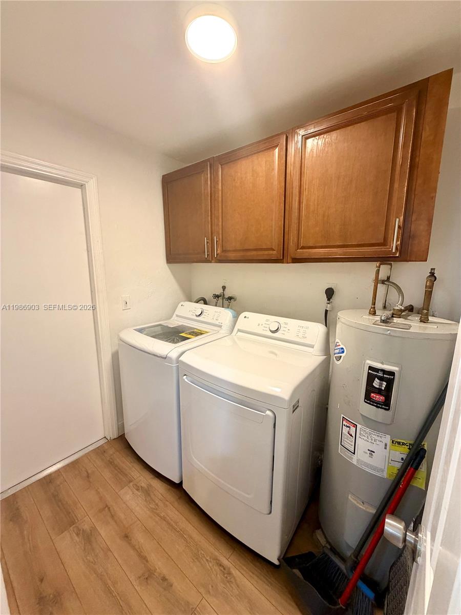 CASTILIAN COURT - Residential