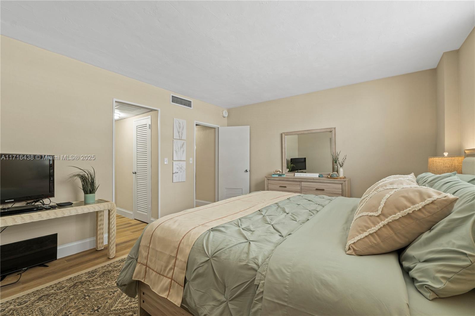 GALT TOWERS CONDO - Residential Lease