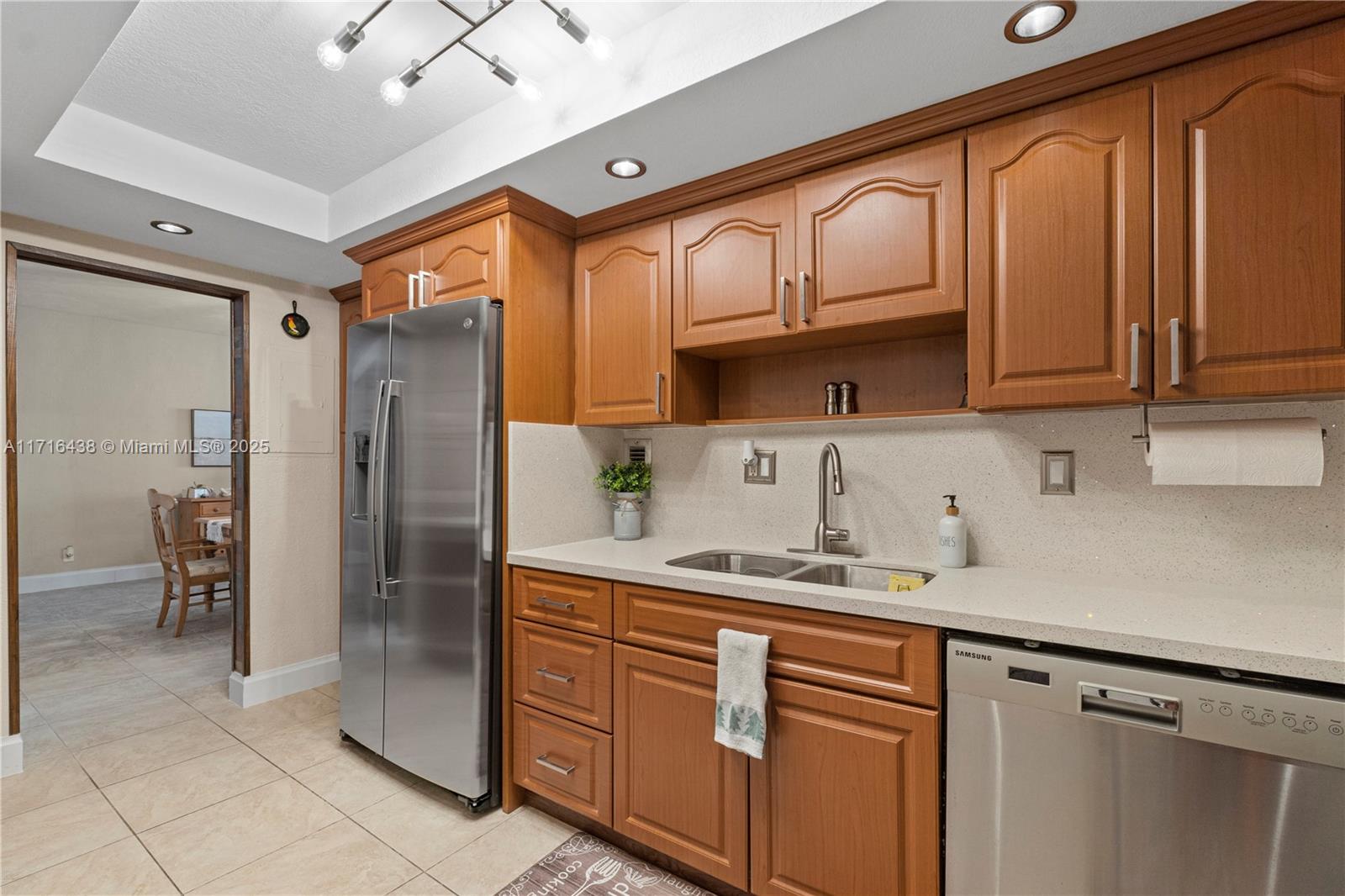 GALT TOWERS CONDO - Residential Lease