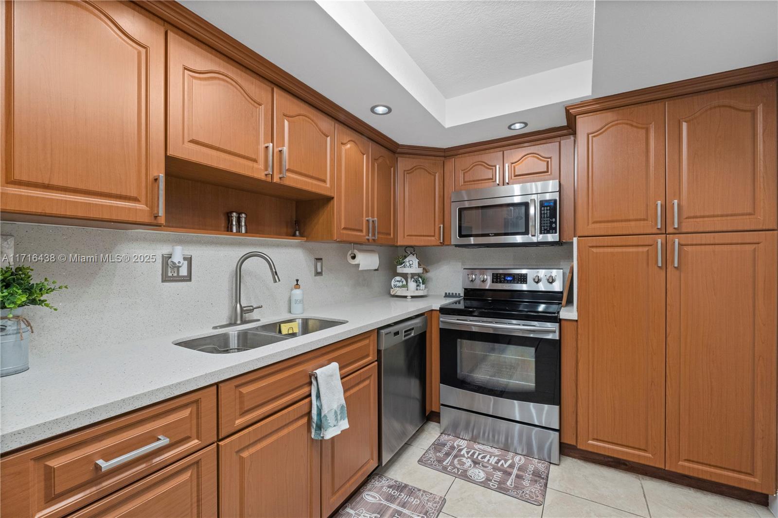 GALT TOWERS CONDO - Residential Lease