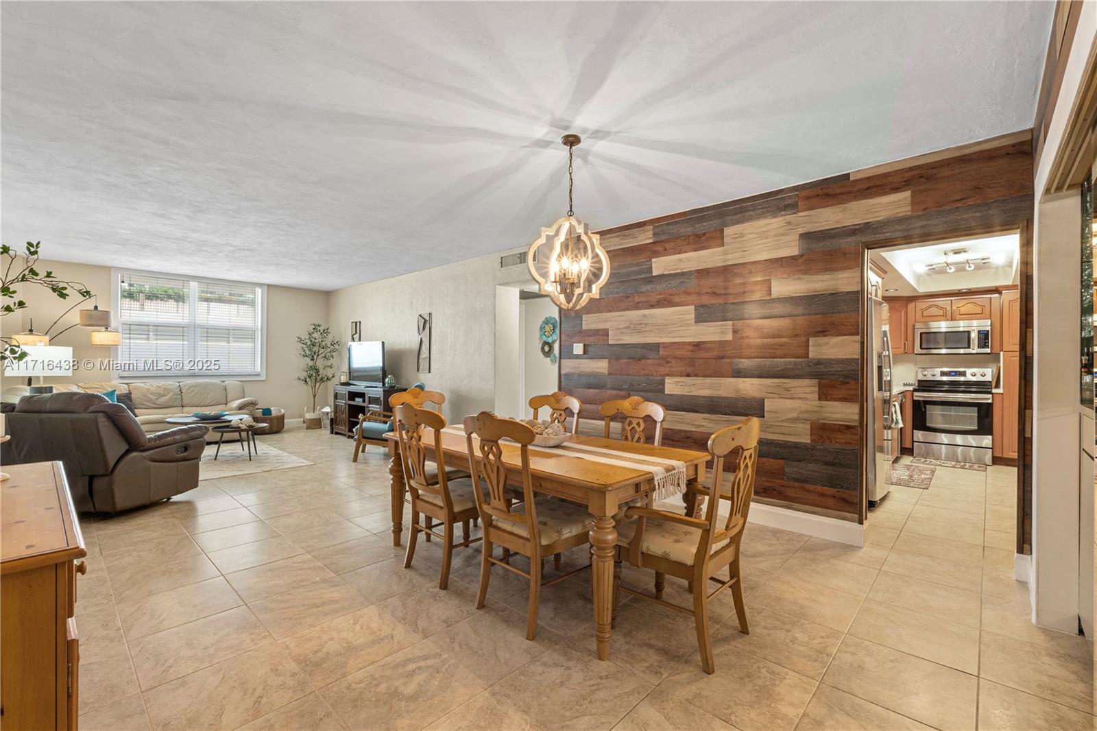 GALT TOWERS CONDO - Residential Lease