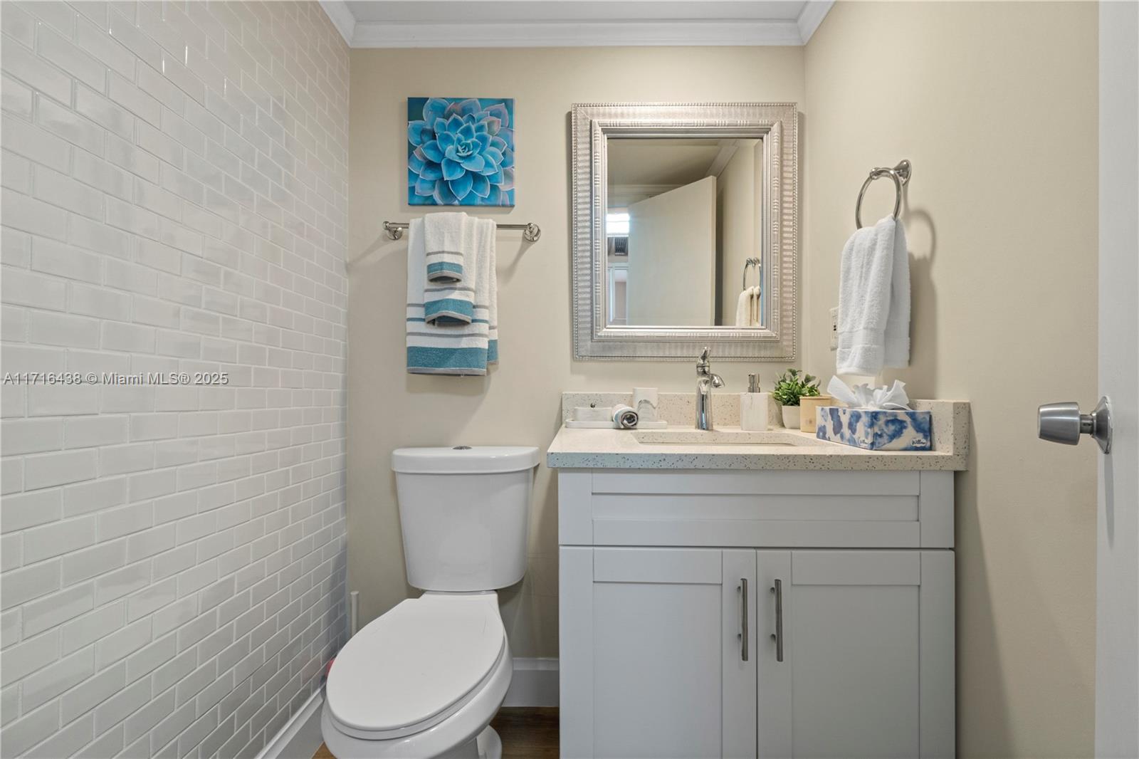 GALT TOWERS CONDO - Residential Lease