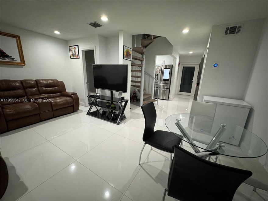 Beautifully remodeled 2-bedroom, 2-bathroom apartment featuring modern finishes throughout. This turnkey residence offers an updated kitchen with sleek cabinetry, contemporary countertops, and stainless-steel appliances. Both bathrooms have been fully renovated with stylish fixtures and finishes. Spacious bedrooms, updated flooring, and fresh paint create a bright and inviting living space. Perfect for end users or investors—move-in ready and meticulously maintained.