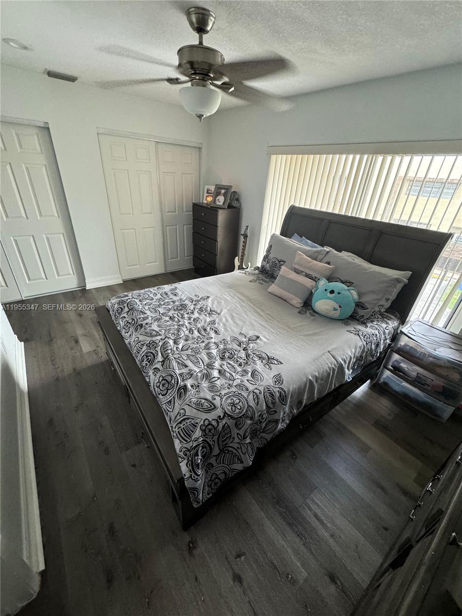 KENDALE WOODS NORTH CONDO - Residential