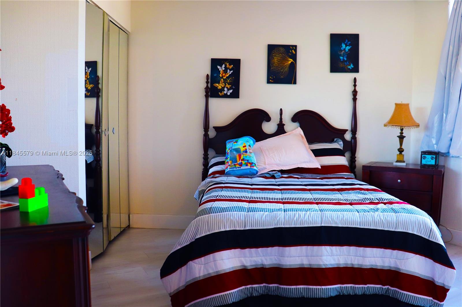 PARK PLACE CONDOMINIUM NO - Residential