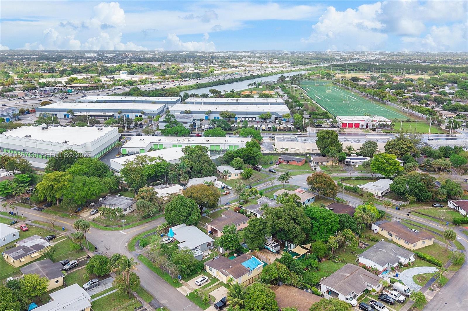 LAUDERDALE MANORS 19 ST - Residential