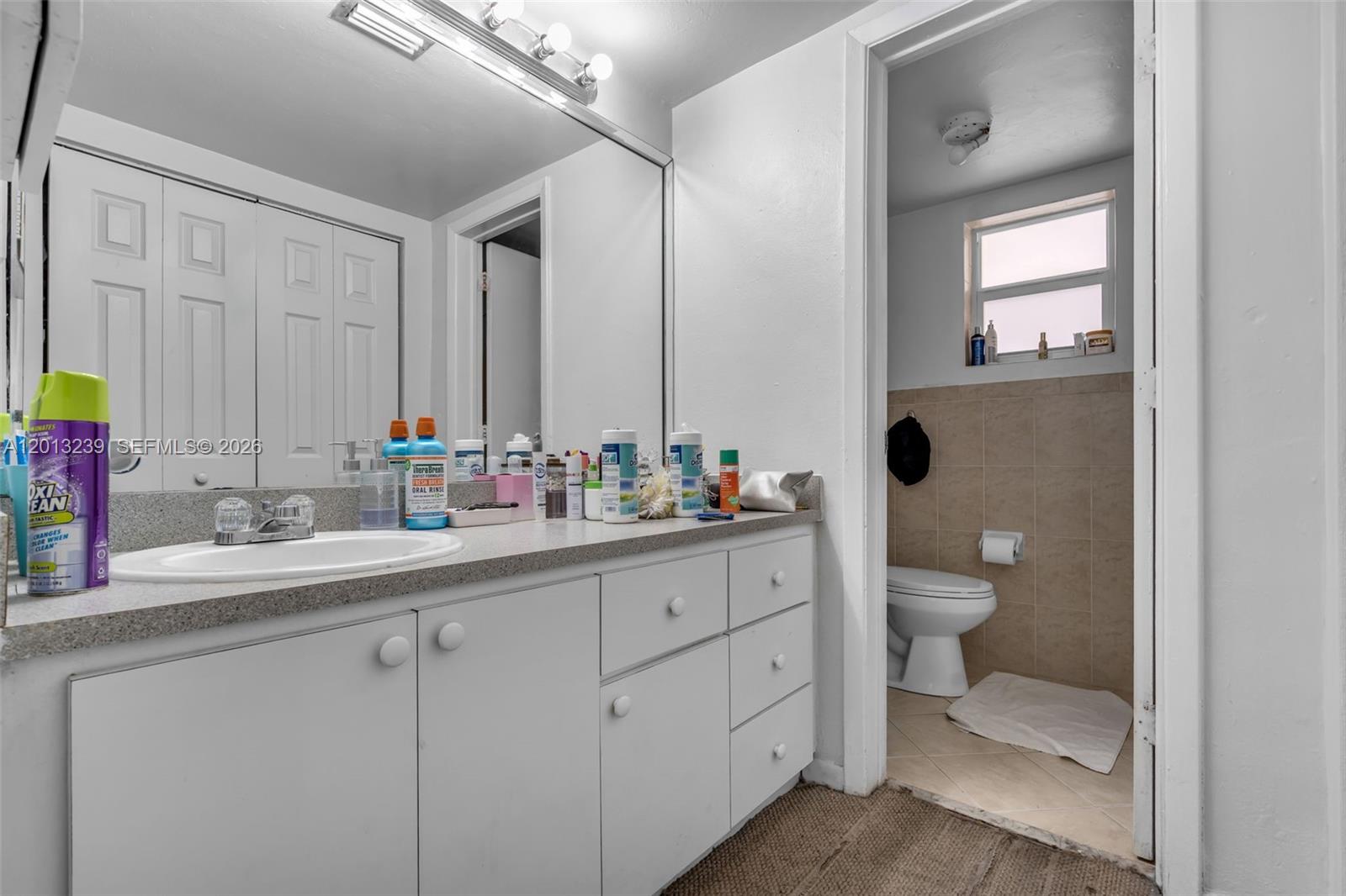 VILLAS OF MIAMI LAKES CON - Residential