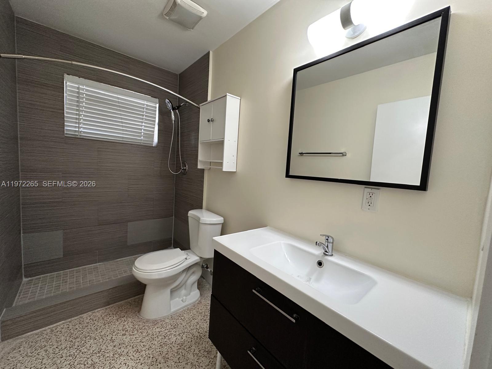 SCOTT LAKE MANOR SEC 5 - Residential Lease