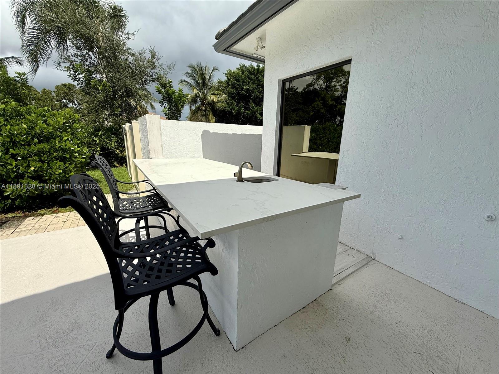 PADDOCK PARK 2 OF WELLING - Residential