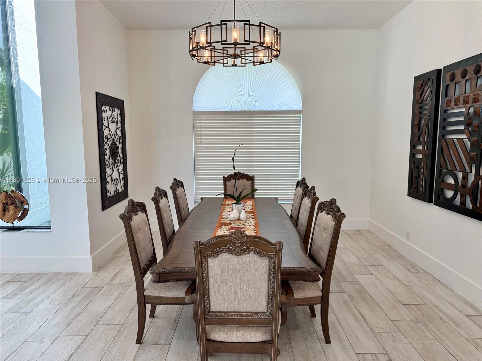 PADDOCK PARK 2 OF WELLING - Residential