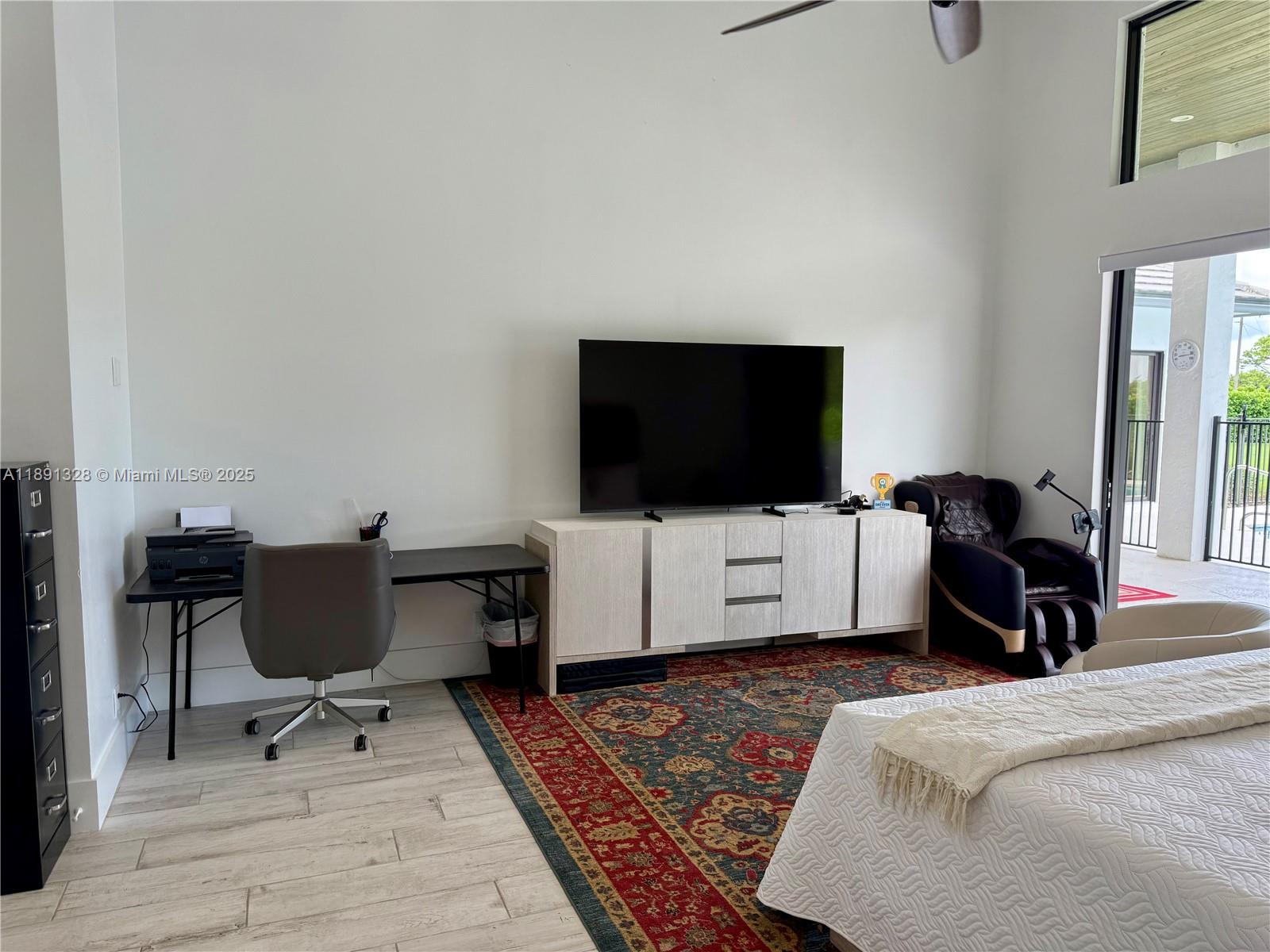 PADDOCK PARK 2 OF WELLING - Residential