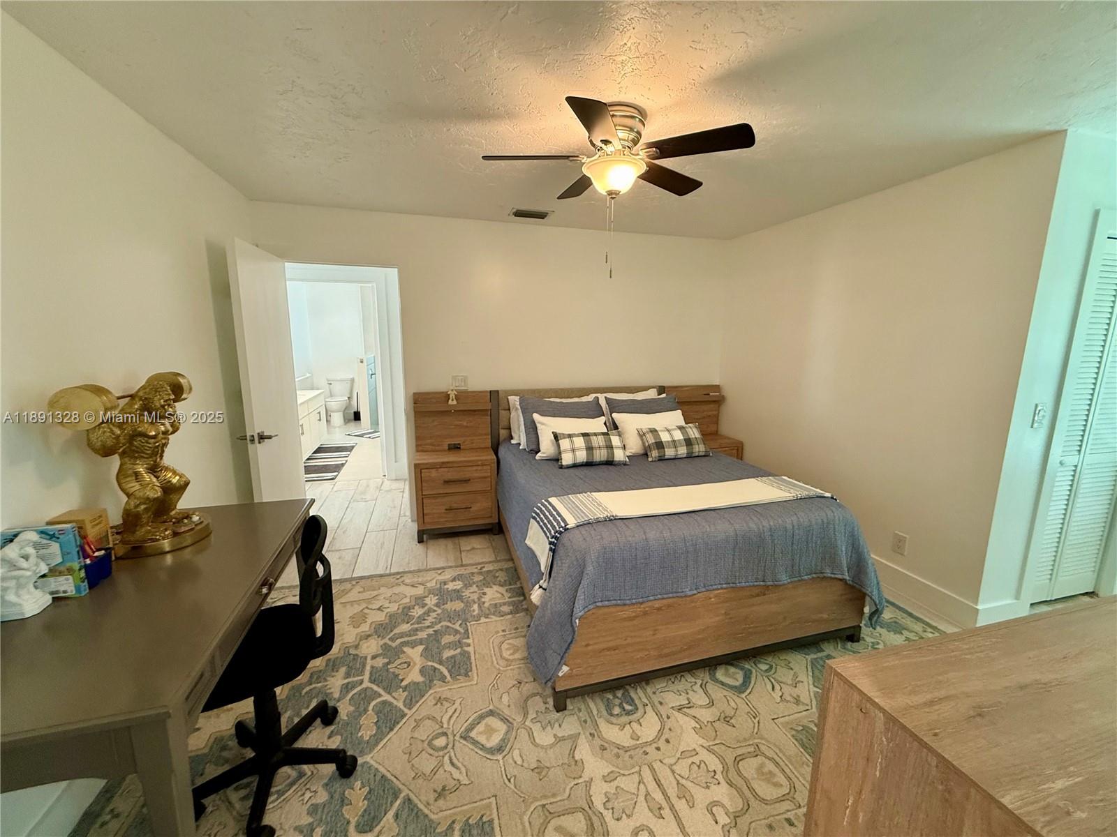 PADDOCK PARK 2 OF WELLING - Residential