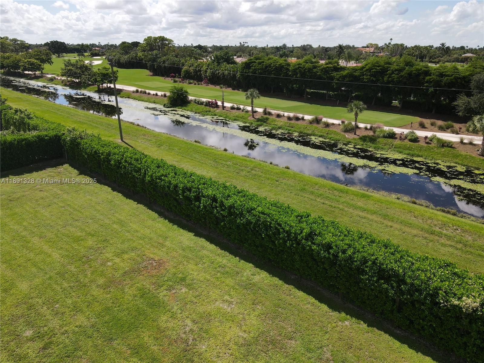 PADDOCK PARK 2 OF WELLING - Residential