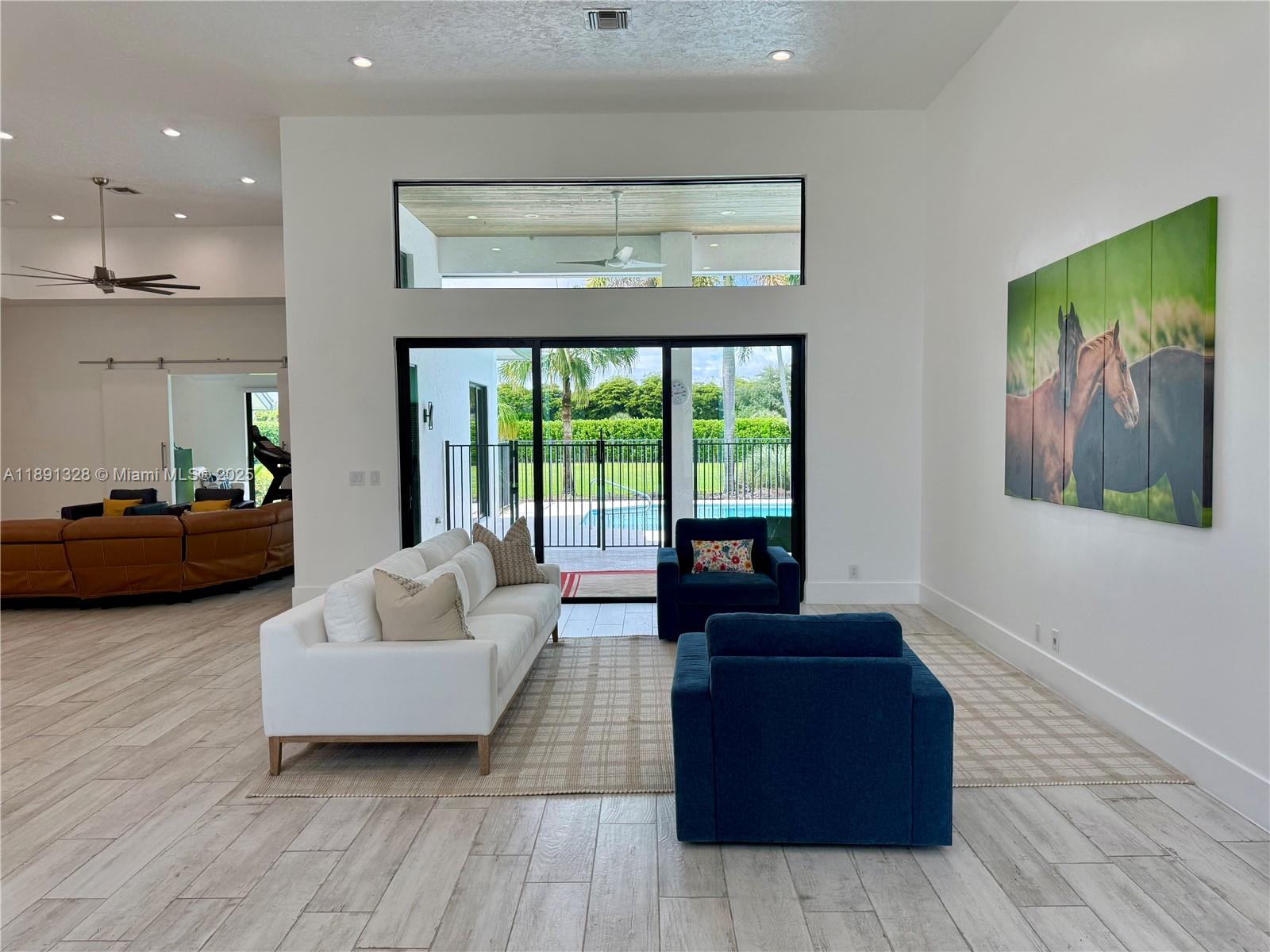 PADDOCK PARK 2 OF WELLING - Residential