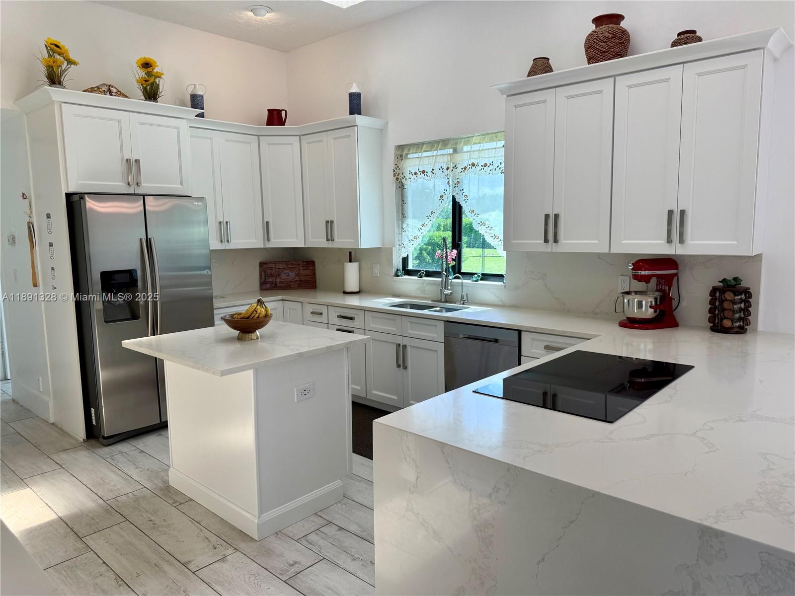 PADDOCK PARK 2 OF WELLING - Residential