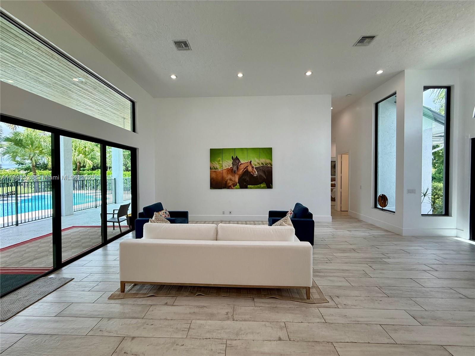 PADDOCK PARK 2 OF WELLING - Residential