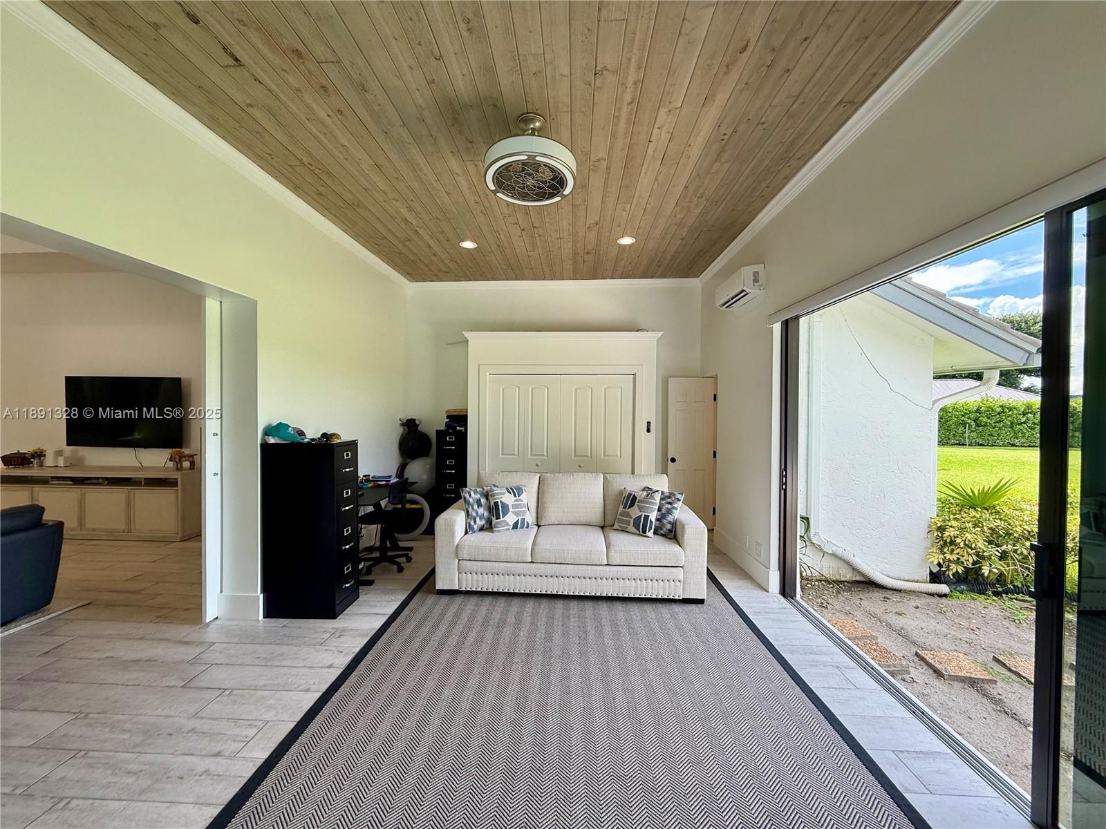 PADDOCK PARK 2 OF WELLING - Residential