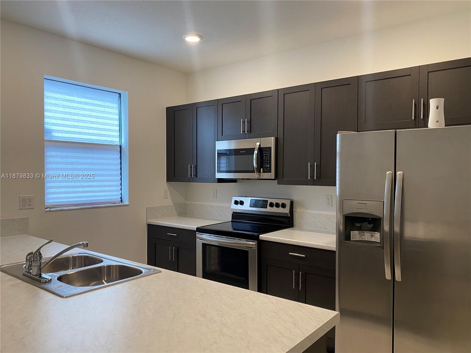 RIVERSIDE NO 2 - Residential Lease