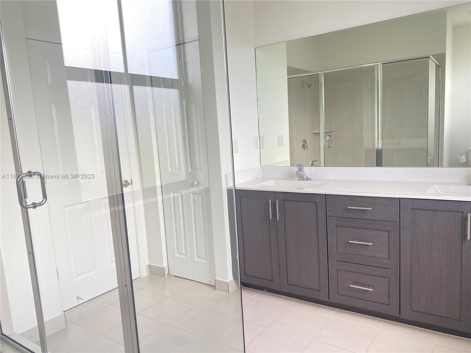 RIVERSIDE NO 2 - Residential Lease