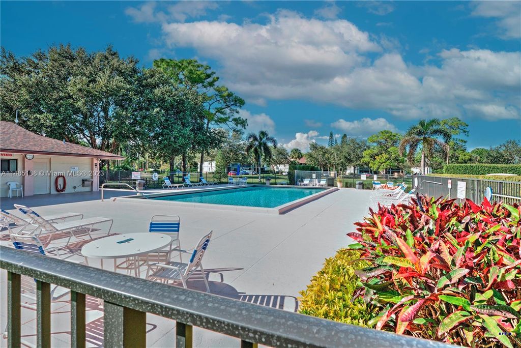 Photo of 6447 Chasewood Dr #C, Jupiter, FL 33458 (MLS # A11485138)