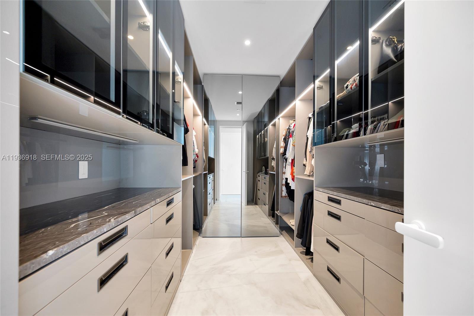 2000 OCEAN CONDO - Residential