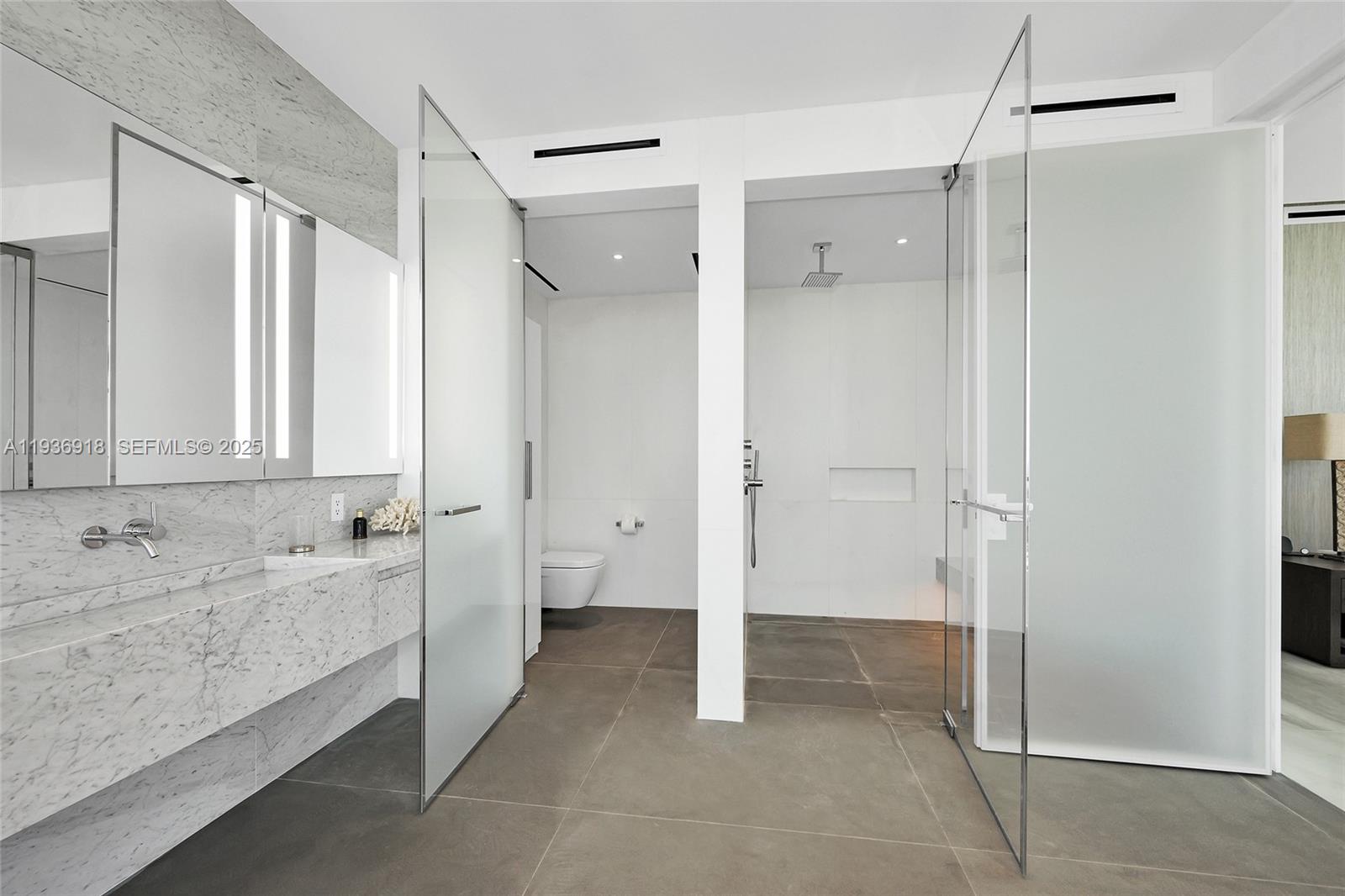 2000 OCEAN CONDO - Residential