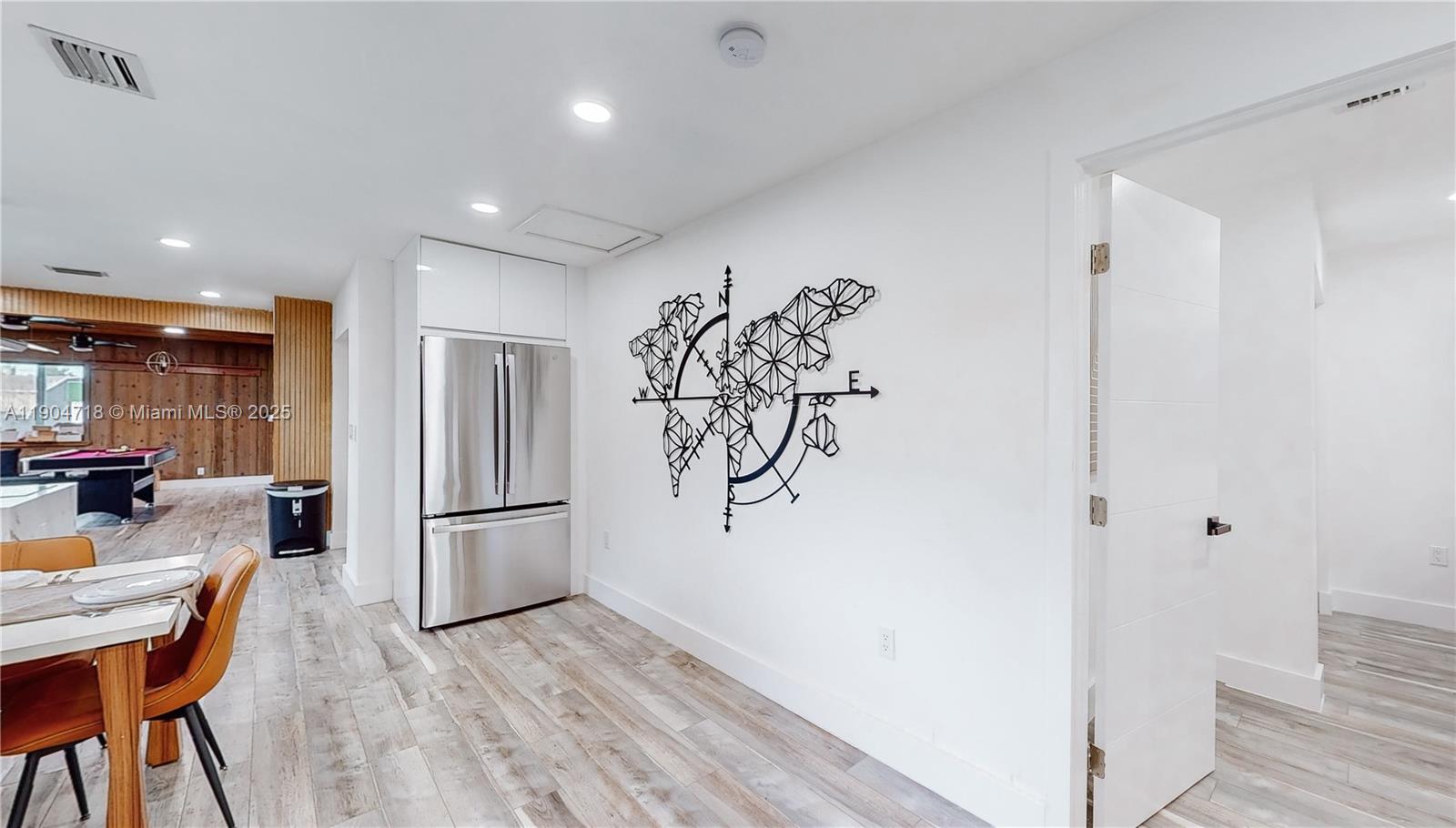 HOLLYWOOD TERRACE AMEN PL - Residential