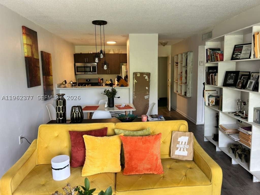 View photos, virtual tours, details... 1225 NE 124th St 46A