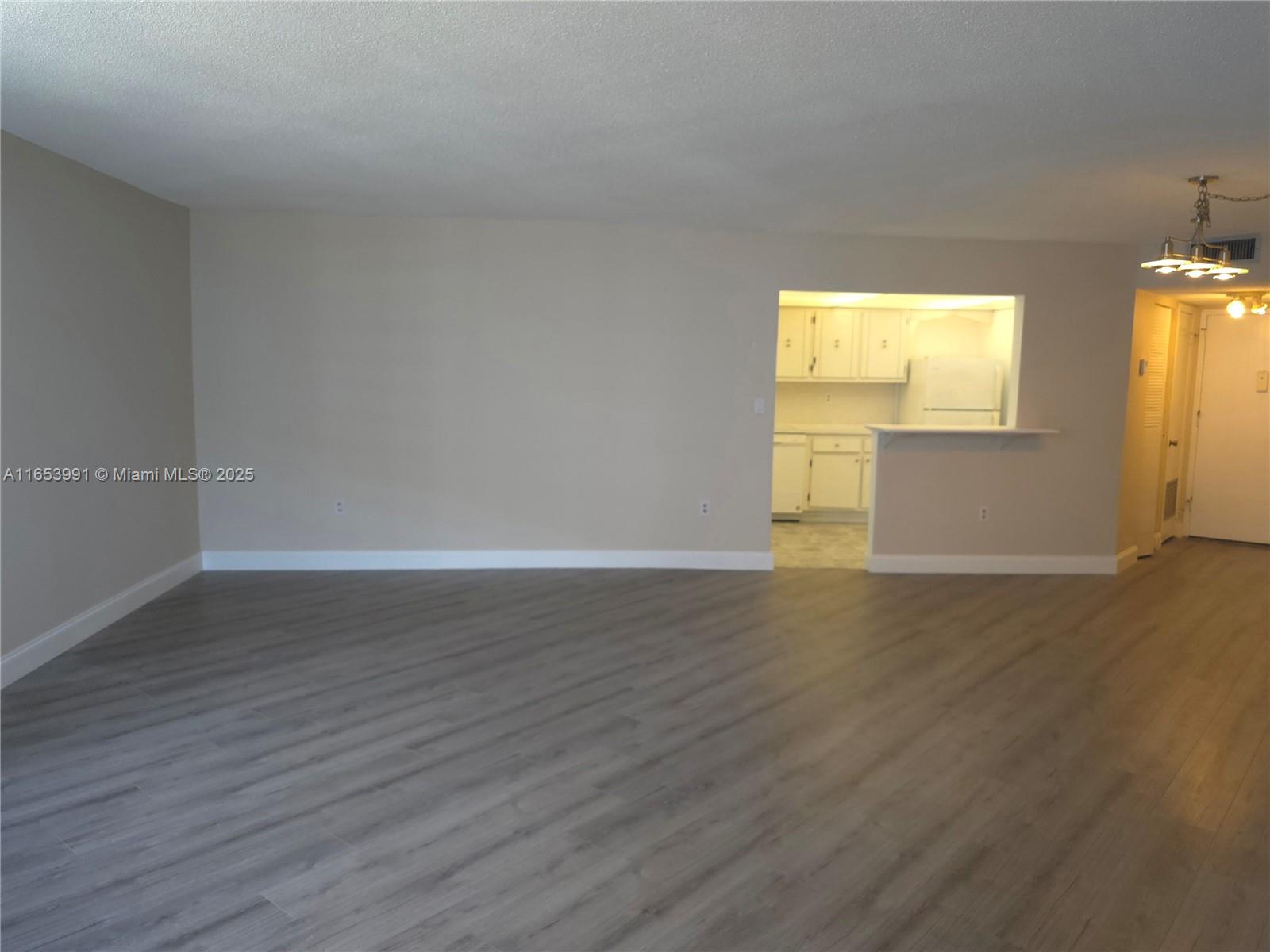 2750 NE 183rd St 1212