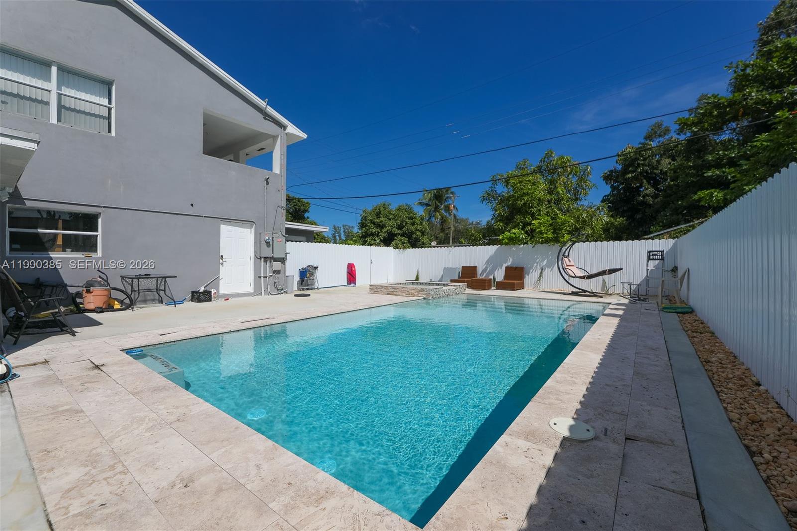 LAKE FOREST SEC 3 - Residential