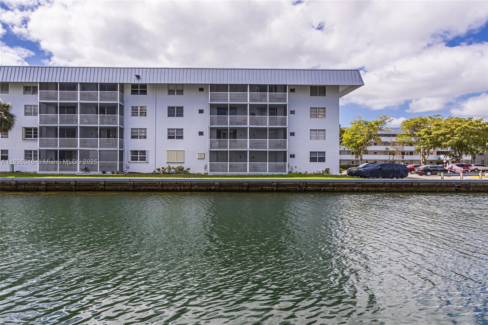 3600 NE 170 - DOCK SPACE, Eastern Shores, FL, 33160/$800 3 3600 NE 170 - DOCK SPACE