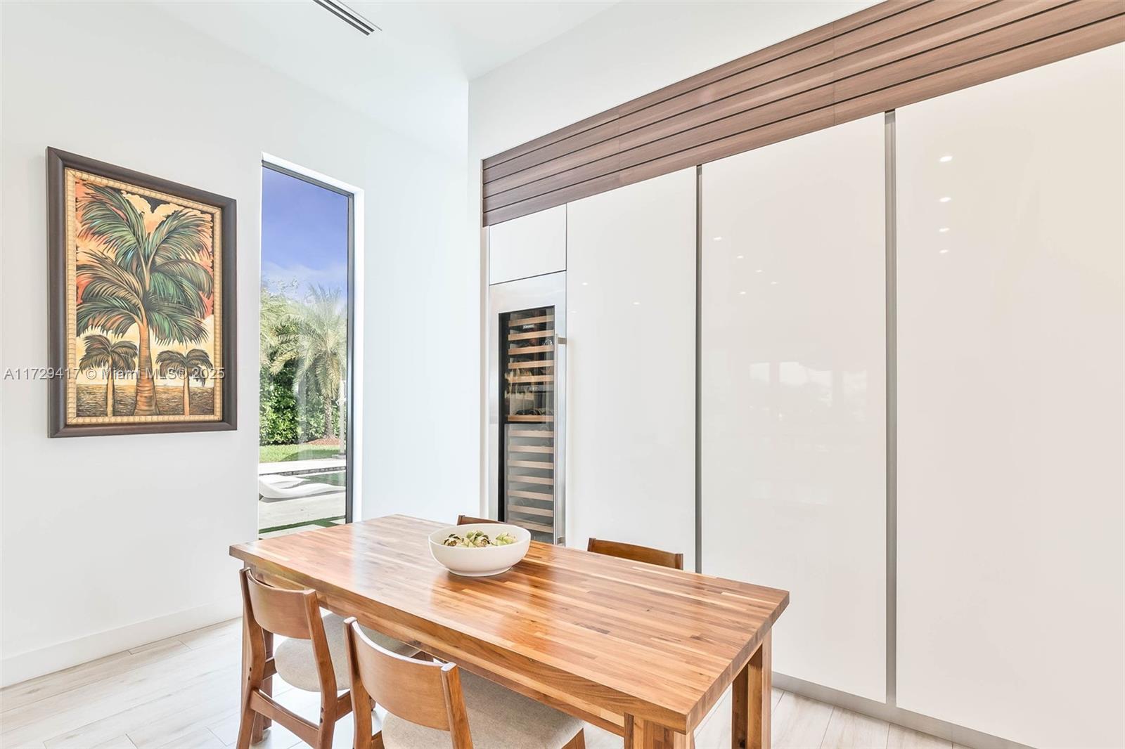 CLINTON GROVE ESTS - Residential