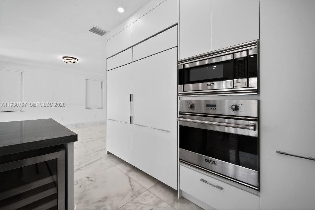 DORAL ISLES NORTH SEC ONE - Residential