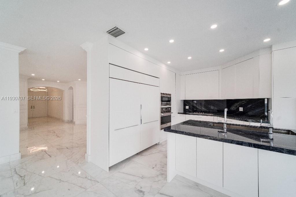 DORAL ISLES NORTH SEC ONE - Residential