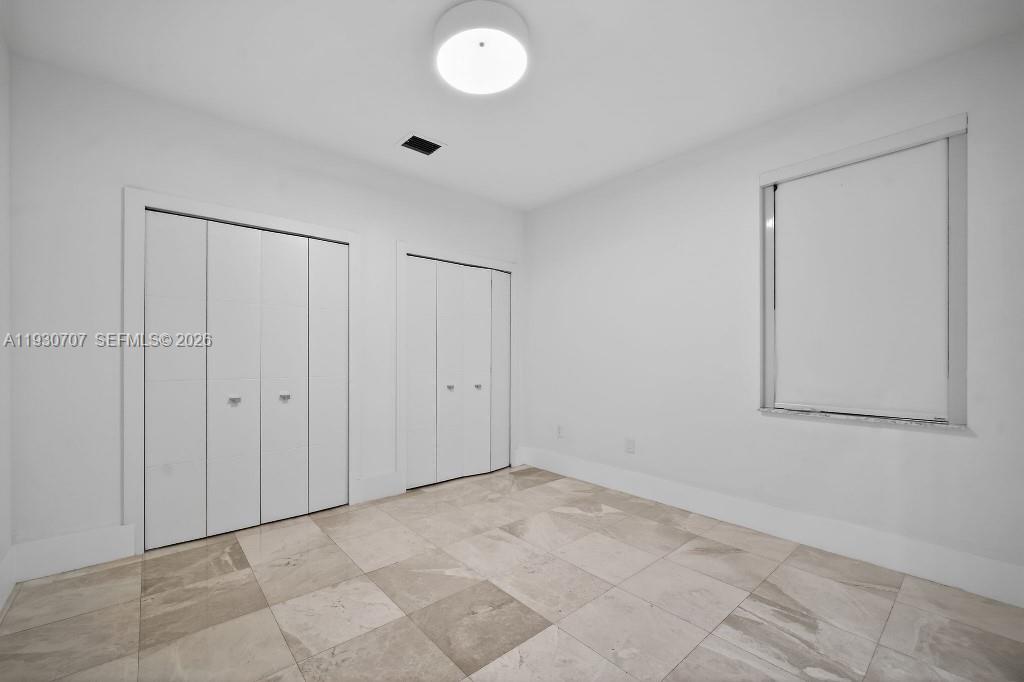 DORAL ISLES NORTH SEC ONE - Residential