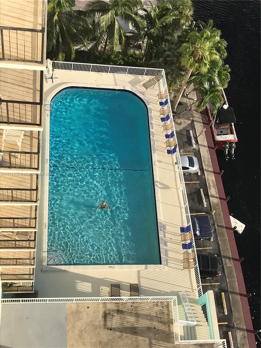 GOLDEN HORN SOUTH CONDO - Residential
