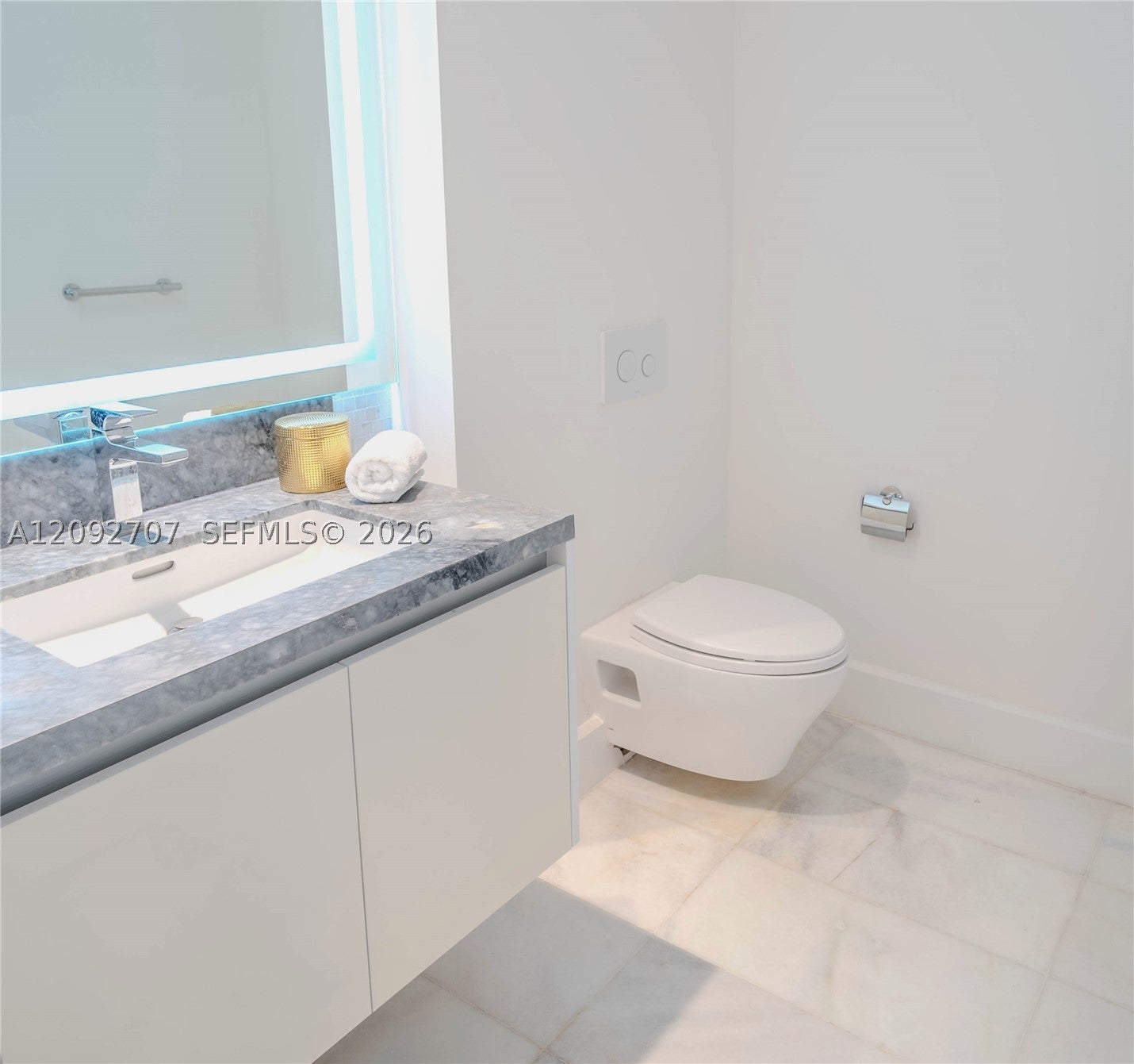 700 NE 26th Ter 2602