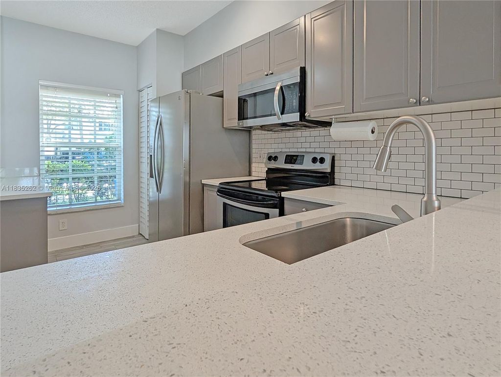 Photo of 180 SW 96th Ter #180, Plantation, FL 33324 (MLS # A11835262)