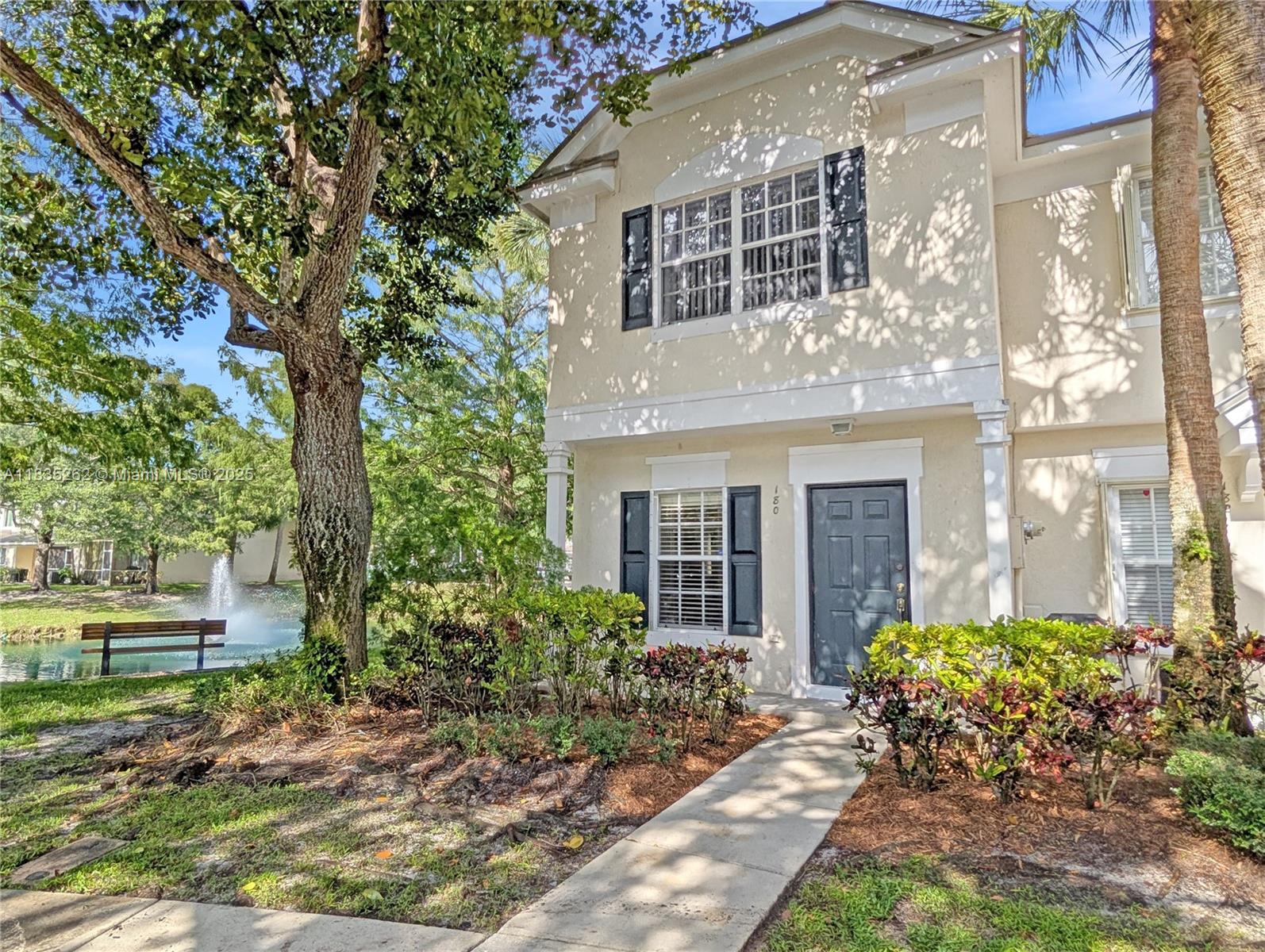 Come see this stunning 2-story corner townhome located in the heart of Plantation! Featuring 2 spacious bedrooms and 2.5 bathrooms, this beautifully updated home has it all. Enjoy vinyl flooring throughout, a modern kitchen, in-unit washer and dryer, and an open-concept layout that flows seamlessly to a private patio—perfect for relaxing or entertaining with tranquil lake views. Just steps from Central Park and close to top-rated restaurants and shopping. Don’t miss your chance to live in one of Plantation’s most sought-after communities—this is the best rental available in Somerset!