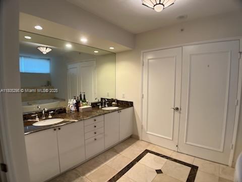 THE PINNACLE CONDO - Residential Lease