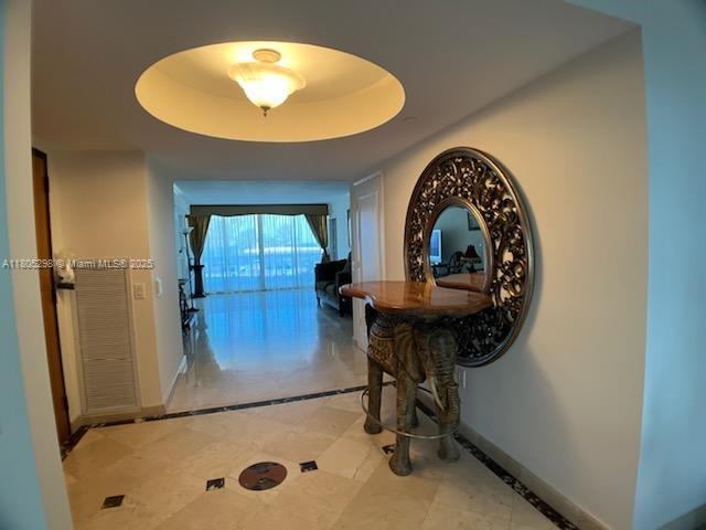 THE PINNACLE CONDO - Residential Lease