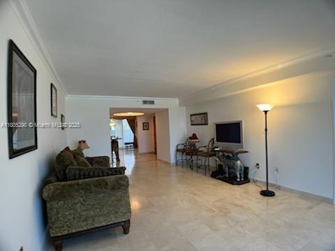 THE PINNACLE CONDO - Residential Lease