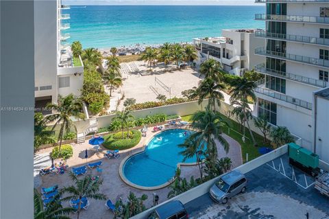 Condominium in Hollywood FL 4001 Ocean Dr 2.jpg