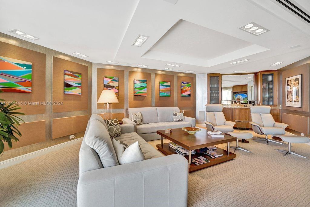 2800 ISL BLVD WILLIAMS IS - Residential