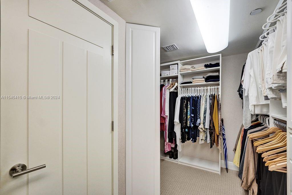 2800 ISL BLVD WILLIAMS IS - Residential