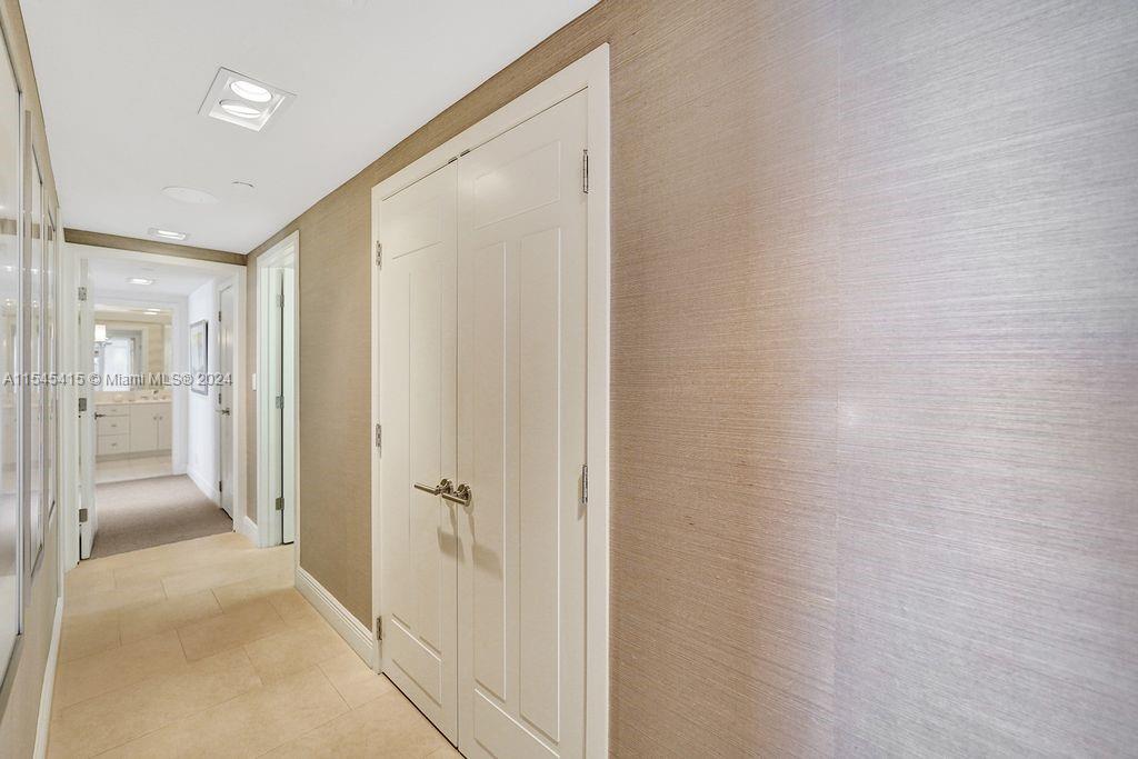 2800 ISL BLVD WILLIAMS IS - Residential