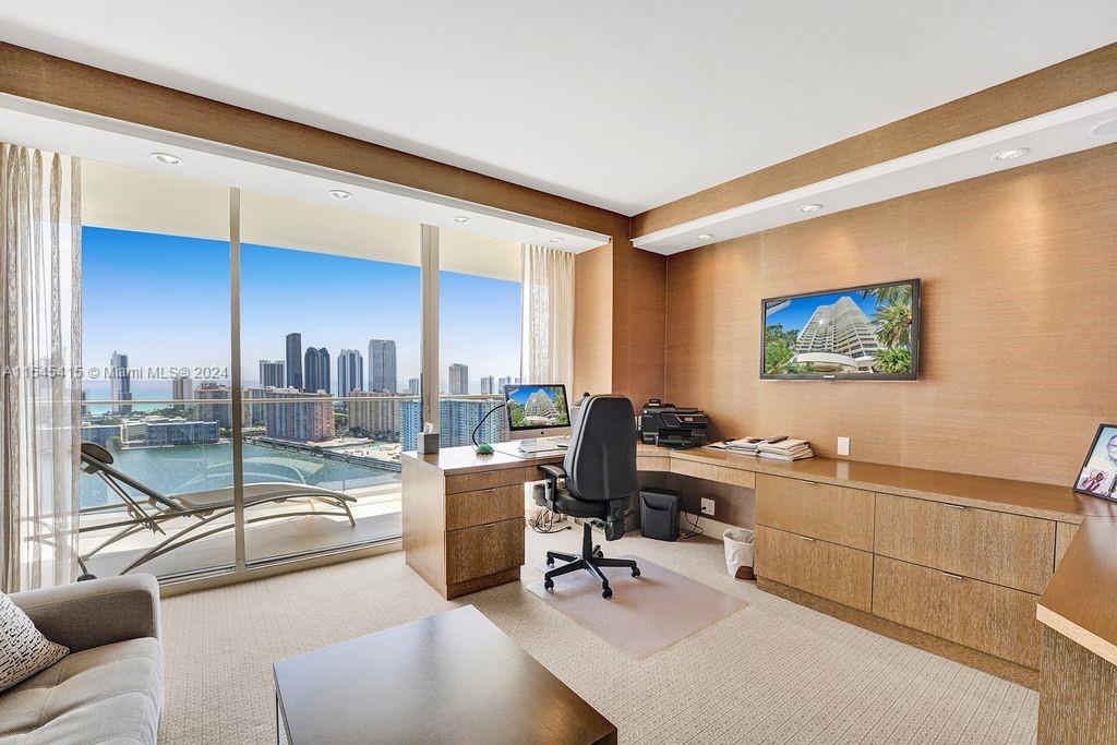 2800 ISL BLVD WILLIAMS IS - Residential