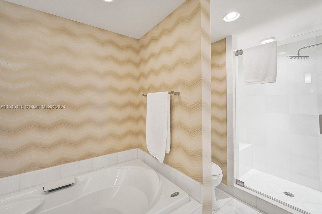 2800 ISL BLVD WILLIAMS IS - Residential