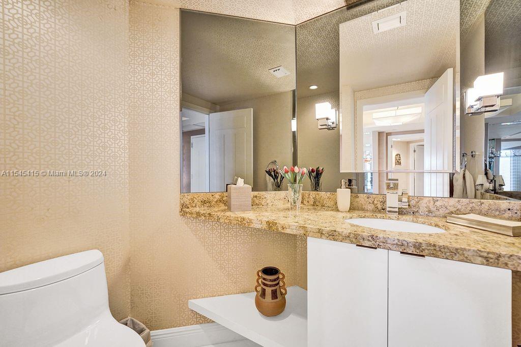 2800 ISL BLVD WILLIAMS IS - Residential